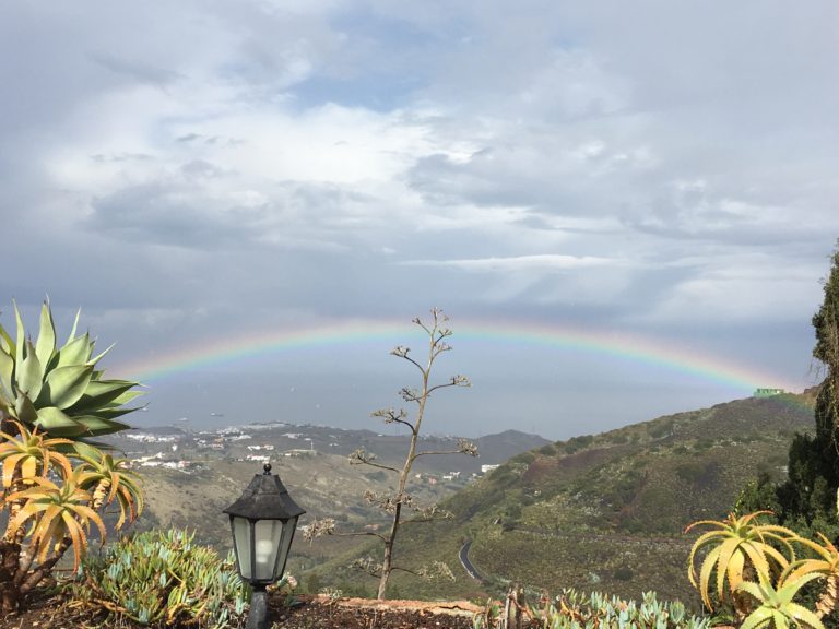 Regenbogen über Finca Montalto
