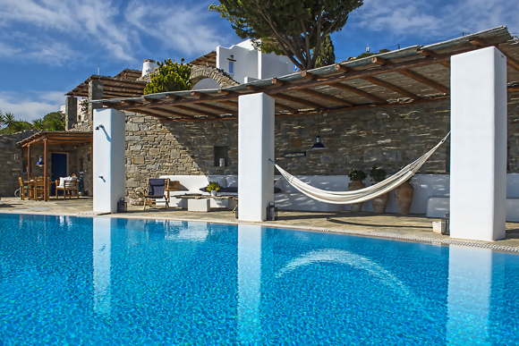 Luxus Ferienhaus mieten-Ferienvilla mit Pool-Villa am Meer in Griechenland-Kykladen-Paros-Drios