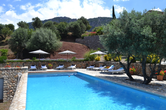 Luxus Ferien Finca mit Pool und Personal auf Mallorca Balearen