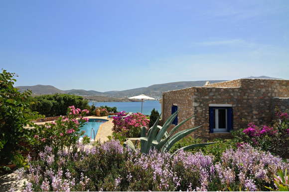 Ferienhaus am Meer Paros–Ferienvilla mit Pool Griechenland-Luxus Paros–mieten