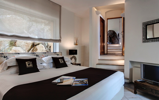 Italien - SARDINIA - Baja Sardinia - Villa Iris - Spacious bedroom Villa Sardegna close to the beach