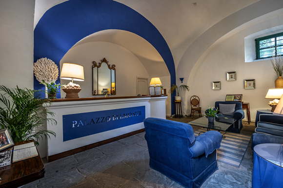 Luxushotel mit Zimmern und Suiten direkt am Meer in Campanien in Italien