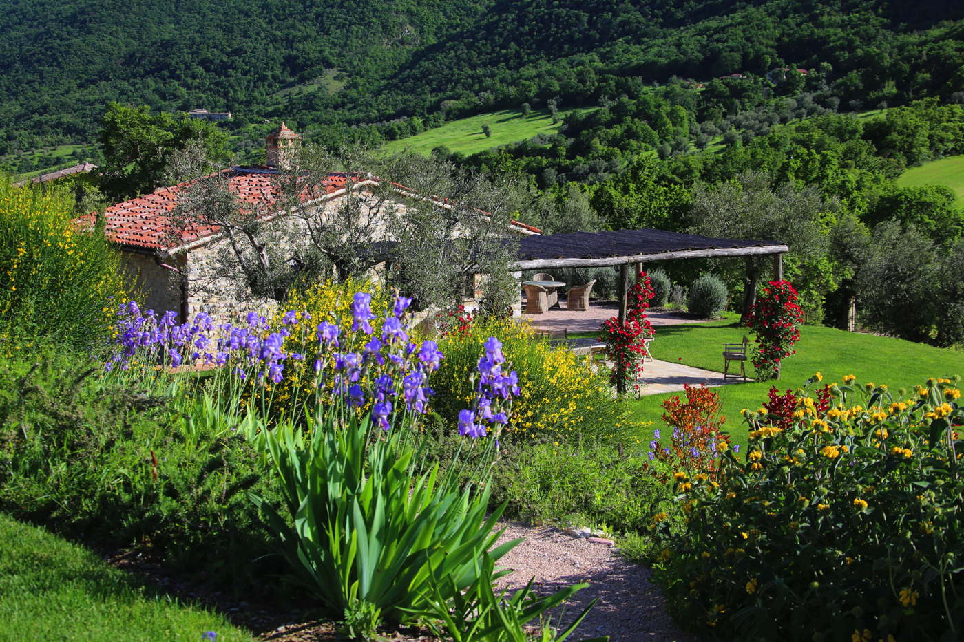 Landhaus–Ferienvilla-mit Pool-am Golfplatz-mieten-in Italien-Umbrien