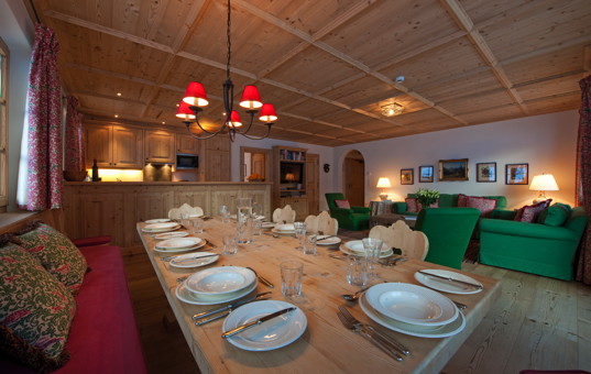 Österreich - TYROL - ARLBERG - Sankt Anton - Apartment Arlberg 1 - Open Kitchen, Living and dining area
