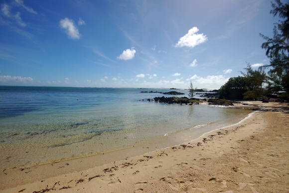 Traumhafte Ferienvilla am Strand in Mauritius-Ostküste, Roches Noires