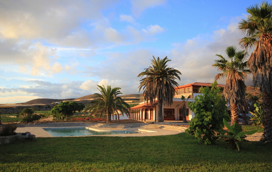 Spanien - Kanaren  - Teneriffa - Adeje - Casa Blanca - Ferienvilla mit tollem Blick auf das Meer und La Gomera