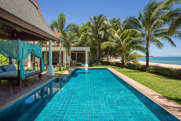 große Luxusvilla mit Salzwasser Pool auf Koh Samui in Thailand am Koh Phan Ngan Strand