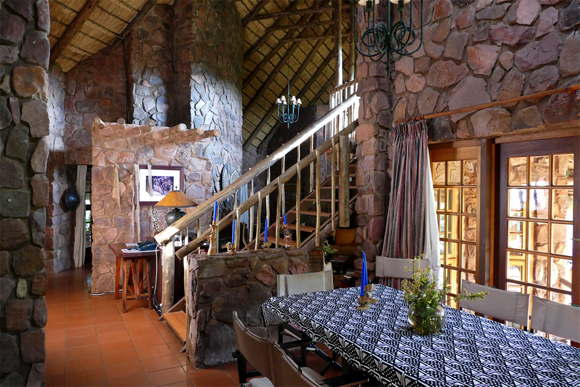 Geschmackvolle, nachhaltige Lodge in der Wildnis im Norden Südafrikas