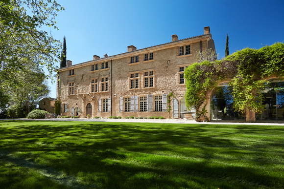 Landhaus-Chateau-in Frankreich-Provence-Luberon