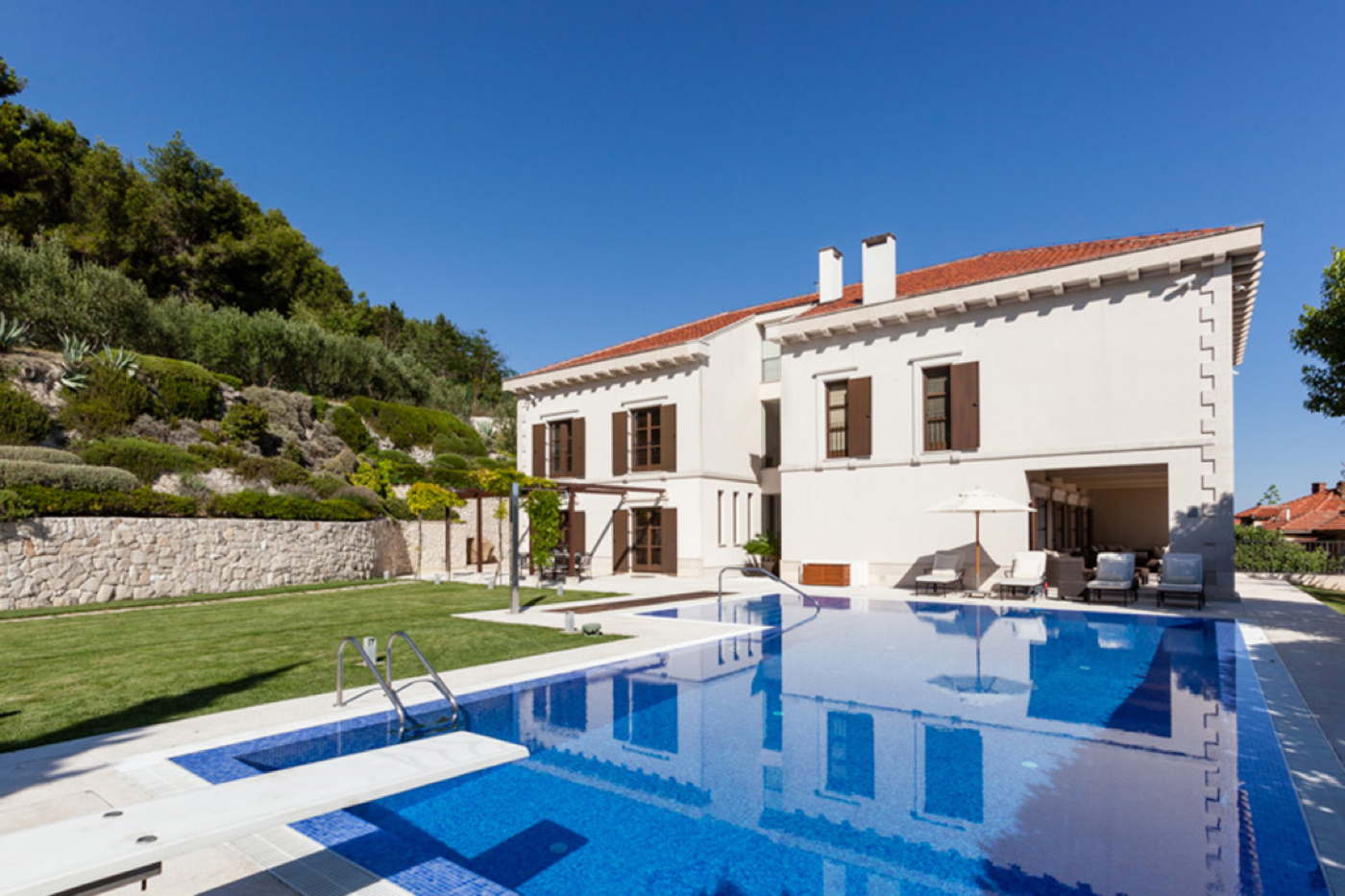 Gepflegte Ferienvilla mit Service-Ferienhaus mit Pool in Kroatien-Split