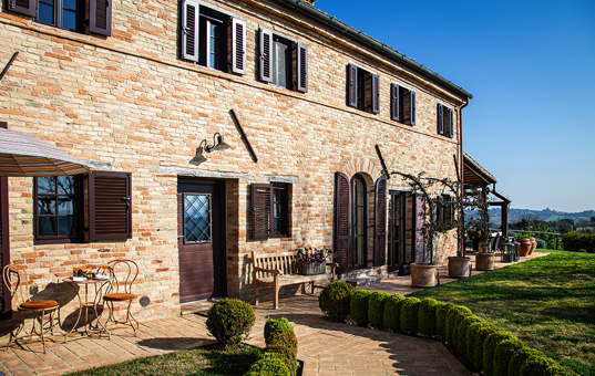 Italien - MARCHE - San Marcello - Cascina San Marcello - cottage with private Pool in Italy