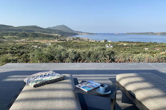 Designvilla-Luxusvilla-Ferienvilla-mit Pool-am Meer-Griechenland-Peloponnes
